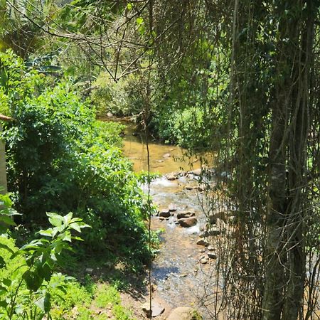 Hospedaria E Camping Quintal Do Mundo Lumiar Exteriér fotografie